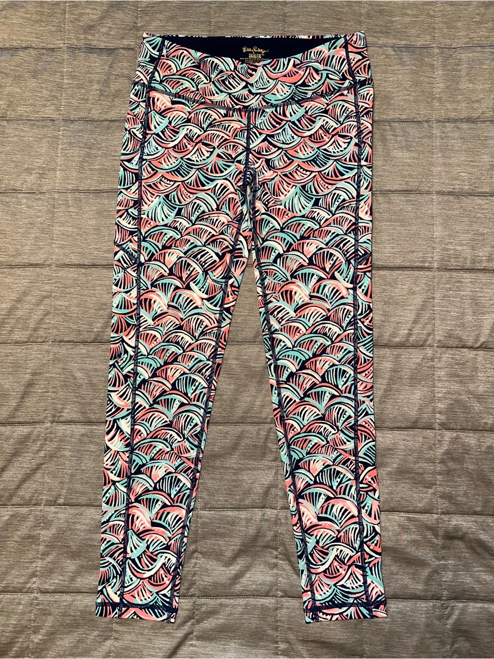 Lilly Pulitzer Womens Luxletic Weekender Leggings in Neptunes Net NEW Medium